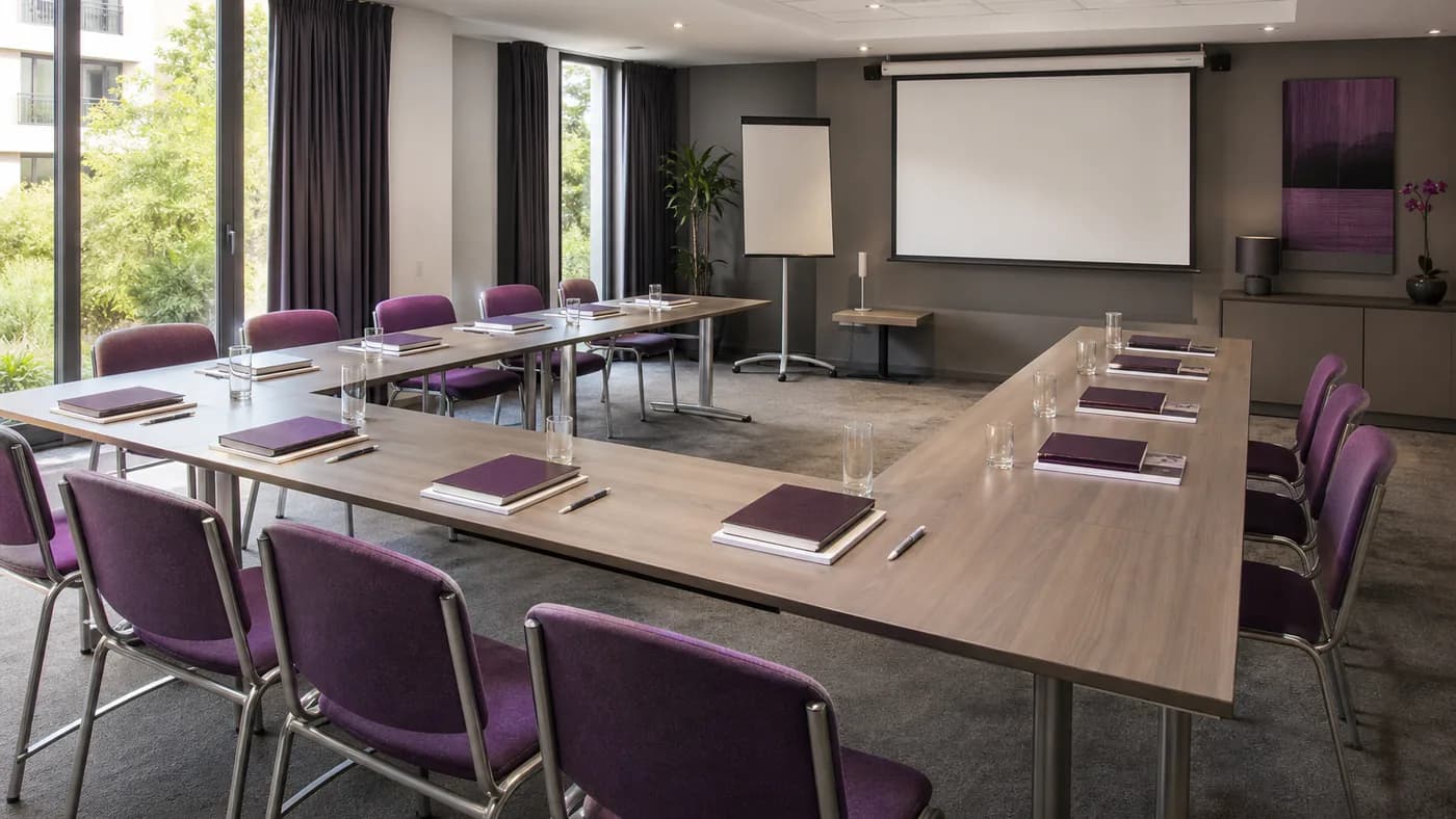 Forfait salle de réunion multi-jours Isoburo Coulommiers pour projet ou séminaire d'entreprise